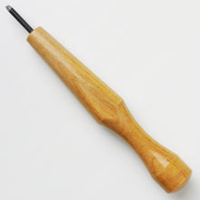 Load image into Gallery viewer, V-Parting Triangle Carving Chisel - Wazakura Japan