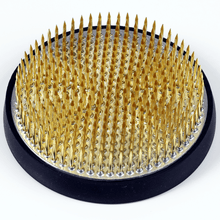 Load image into Gallery viewer, vie from the top of the 80mm Round Kenzan