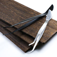 Load image into Gallery viewer, Black Coated Bonsai Curved Tip Tweezer with Spatula 8.6"(220mm) - Wazakura Japan