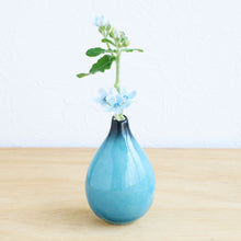 Load image into Gallery viewer, Minoyaki Ceramic Ikebana Drop Shaped Sky Blue Vase

