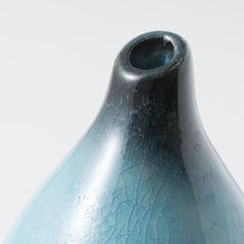 Load image into Gallery viewer, Minoyaki Ceramic Ikebana Drop Shaped Sky Blue Vase

