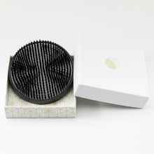 Load image into Gallery viewer, Ikebana Kenzan Japanese Flower Holder,  Big Size, Round (3.5 in) (Black)

