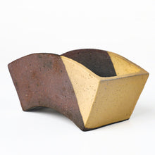 Load image into Gallery viewer, [ Tokoname Series ] Fan Shaped Bonsai Pot 6.8”(174mm) - Wazakura Japan
