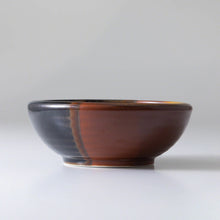 Load image into Gallery viewer, 2PCS Japanese Ikebana Essential Tool Set [ Brass Kenzan + Black &amp; Brick Red Vase ] - Wazakura Japan
