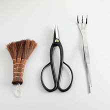 Load image into Gallery viewer, 3PCS Bonsai Garden Tool Starter Kit, Ashinaga Model - Wazakura Japan
