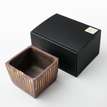 Load image into Gallery viewer, [ Tokoname Series ] Striped Square Bonsai Pot 4.1"(105mm) - Wazakura Japan
