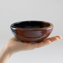 Load image into Gallery viewer, [ Minoyaki Series ] Small Ikebana Vase Round 5"(128mm) Black and Brick Red - Wazakura Japan
