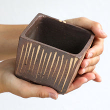 Load image into Gallery viewer, [ Tokoname Series ] Striped Square Bonsai Pot 4.1"(105mm) - Wazakura Japan
