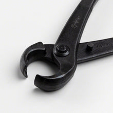 Load image into Gallery viewer, Hand Forged Knob Bonsai Branch Cutter 8-1/4"(210mm) - Wazakura Japan
