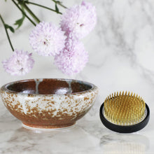 Load image into Gallery viewer, 2PCS Japanese Ikebana Essential Tool Set Brass Kenzan &amp; White Stripe Terracotta - Wazakura Japan
